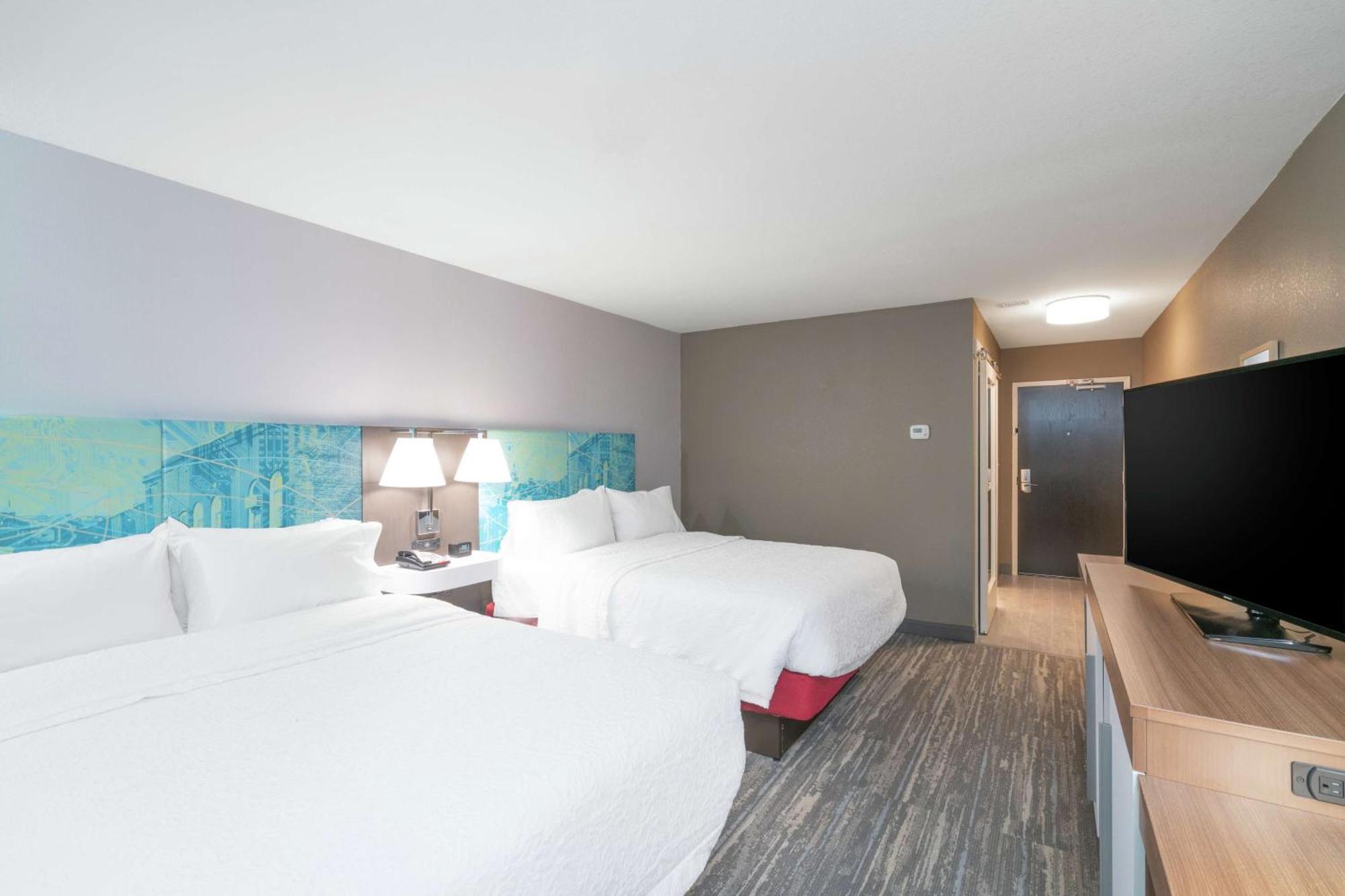 Hampton Inn Weston, Wv Екстер'єр фото