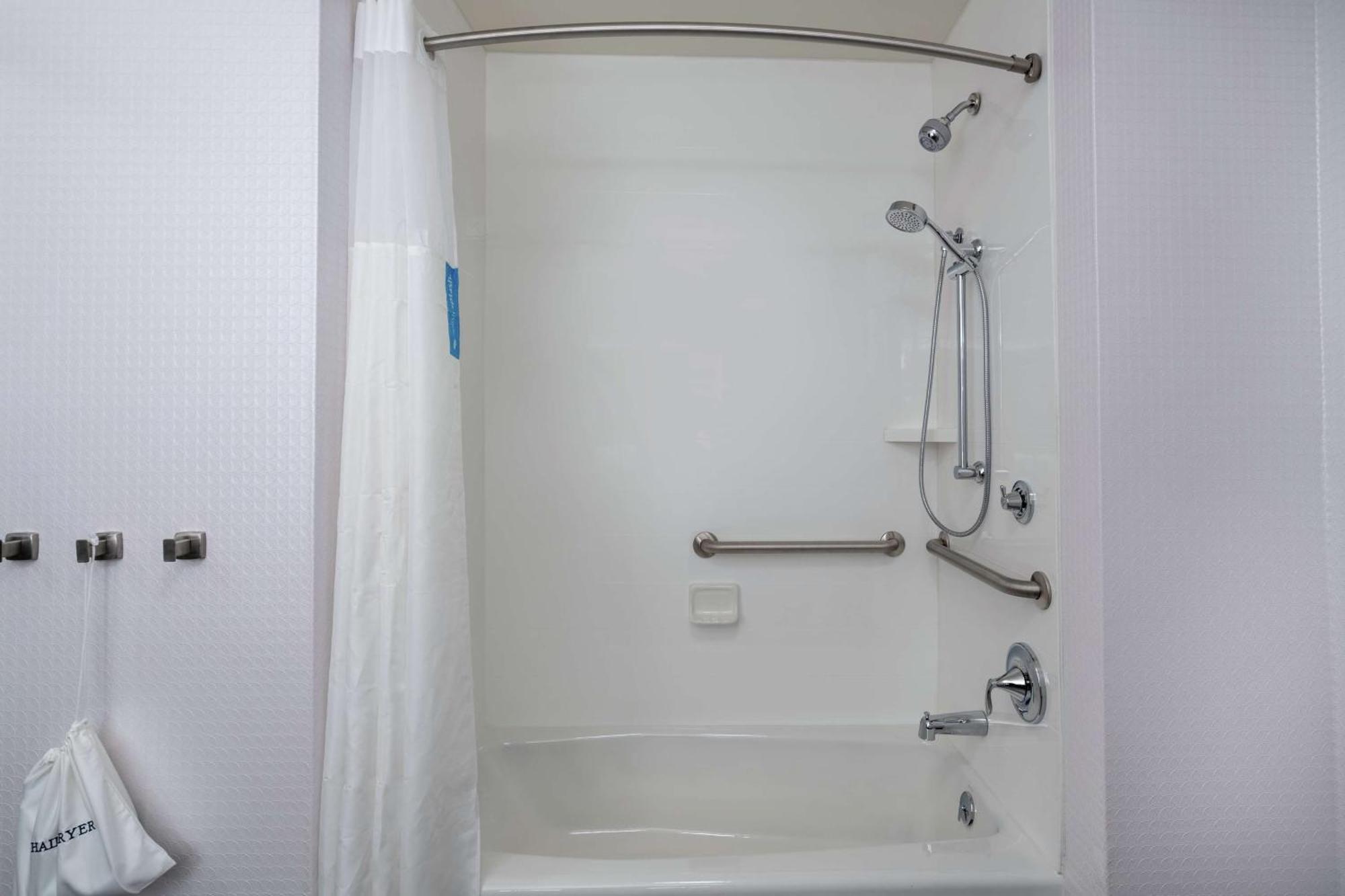 Hampton Inn Weston, Wv Екстер'єр фото